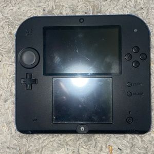 COPY - Nintendo 2ds used but not very used at all.